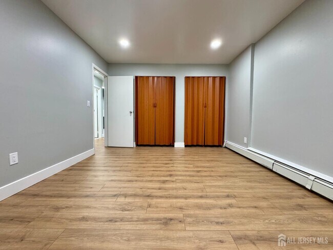 Building Photo - 1032 Cricket Ln