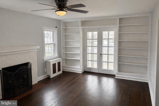 Building Photo - 203 Commonwealth Ave