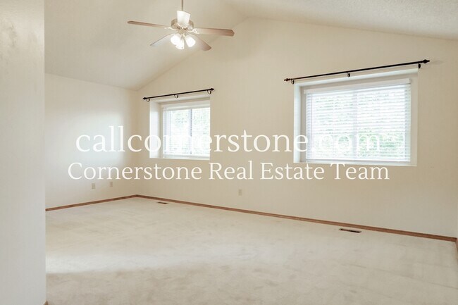 Building Photo - 6385 Shirecliff Dr