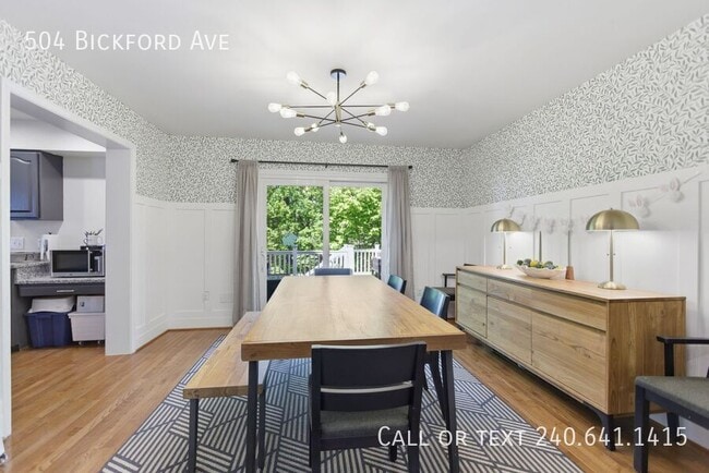 Building Photo - 504 Bickford Ave
