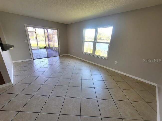 Building Photo - 3128 Munson St