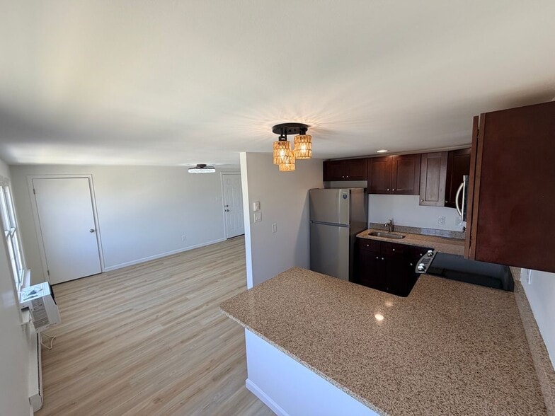 Building Photo - 3200 W Brigantine Ave