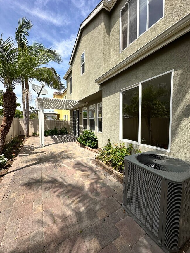 Building Photo - 16791 Wanderly Ln