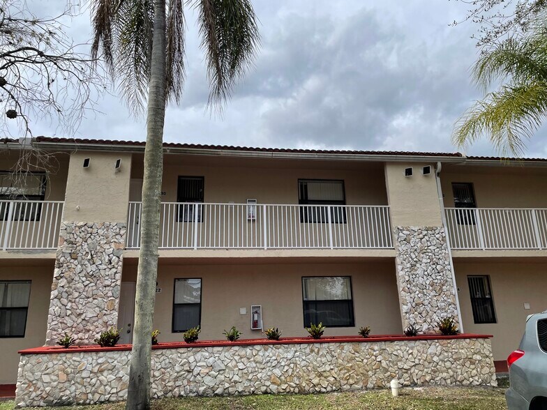 Building Photo - 11649 NW 26th St