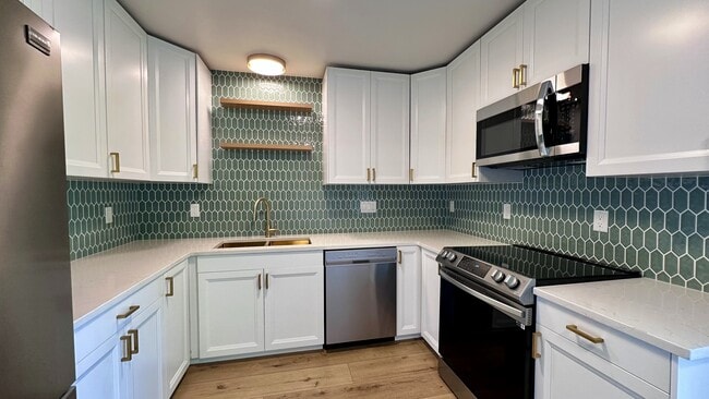 Building Photo - 17670 Green Isle Ct