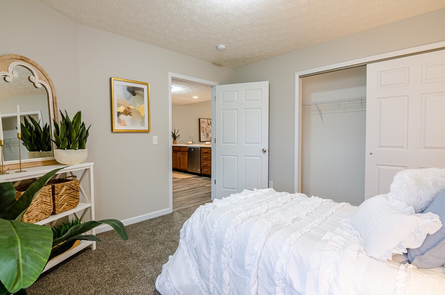 Building Photo - Villas at Franklin