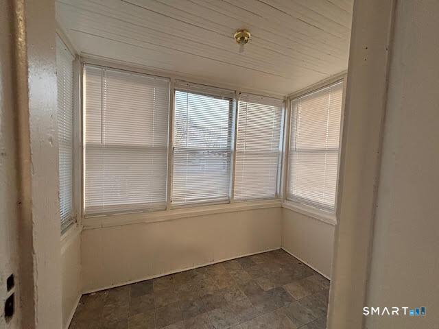 Building Photo - 96 Balsam Ave