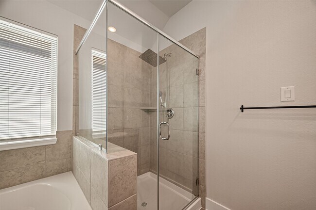 Building Photo - 13412 Sun Cay Drive