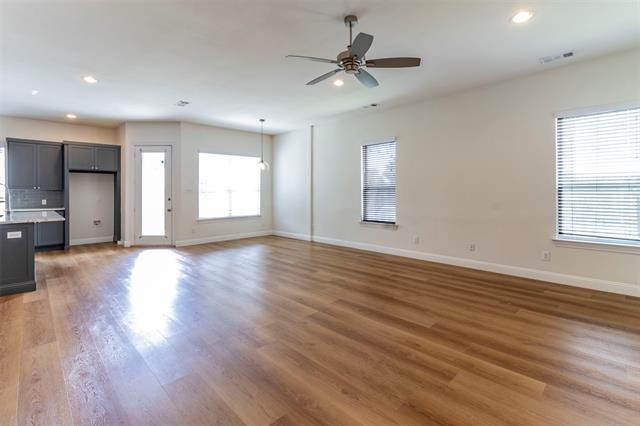Building Photo - 404 Templeton Dr