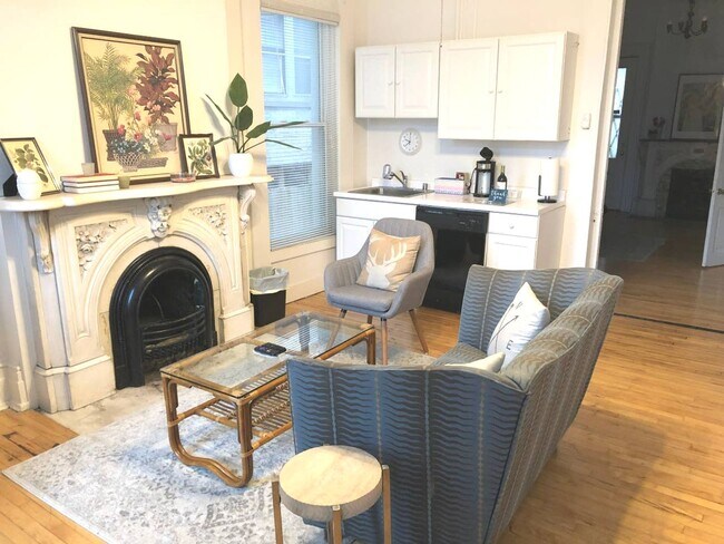 Interior Photo - 1309 Cass