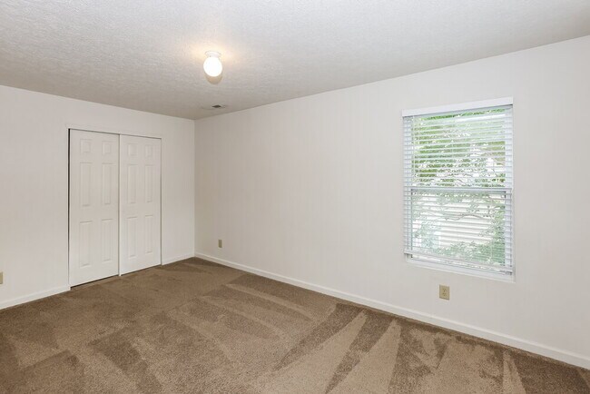 Building Photo - 12328 Stowe Acres Dr