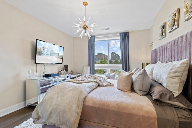 Building Photo - 145 Riverhaven Dr