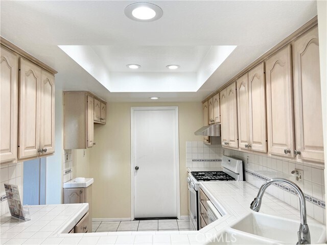 Building Photo - 13946 Sandy Way