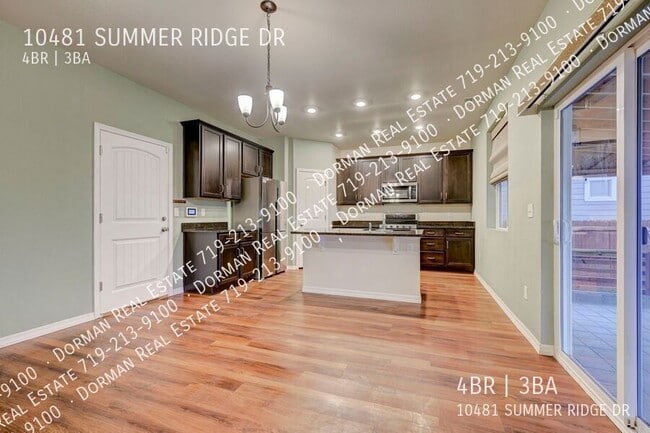 Building Photo - 10481 Summer Rdg Dr