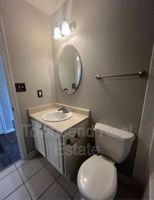 Building Photo - 376 Tennessee Walker Dr