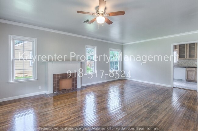 Building Photo - 2 Bed | 1 Bath in Tulsa!