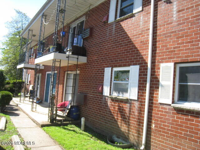Building Photo - 45 Broad St