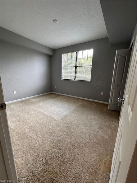 Building Photo - 12975 Positano Cir