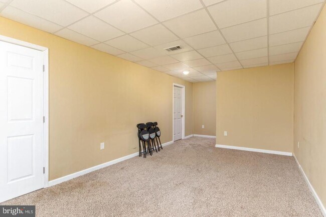 Building Photo - 289 Slate Ln