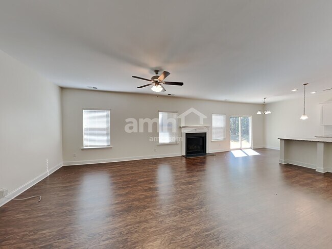 Building Photo - 248 Makenna Dr