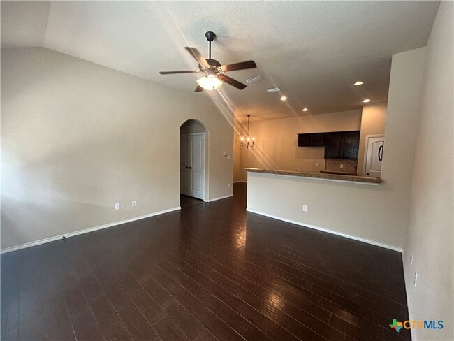 Building Photo - 295 Rosalie Dr