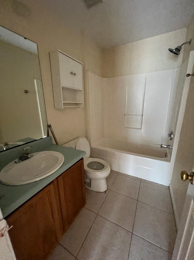 Building Photo - 4504 Wesley Dr