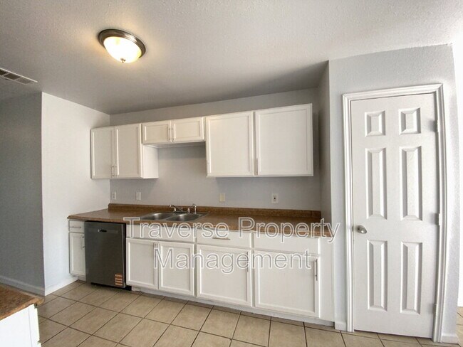 Building Photo - 7414 Emory Oak Ln