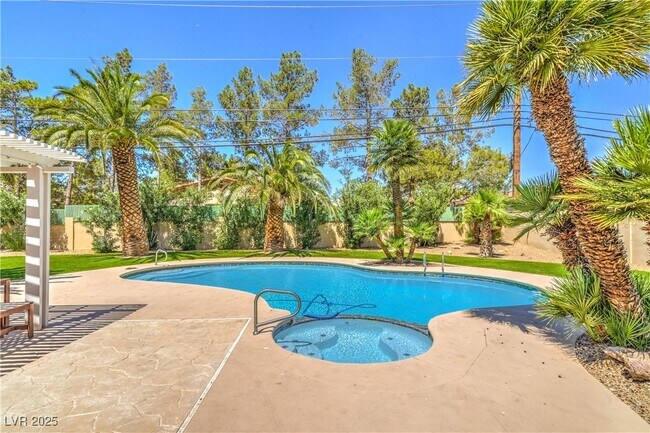 Building Photo - 3480 W Mesa Verde Ln