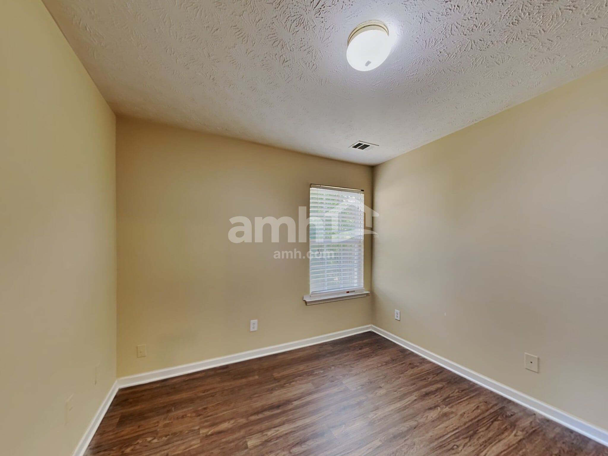 Building Photo - 1225 Stephens Pond View