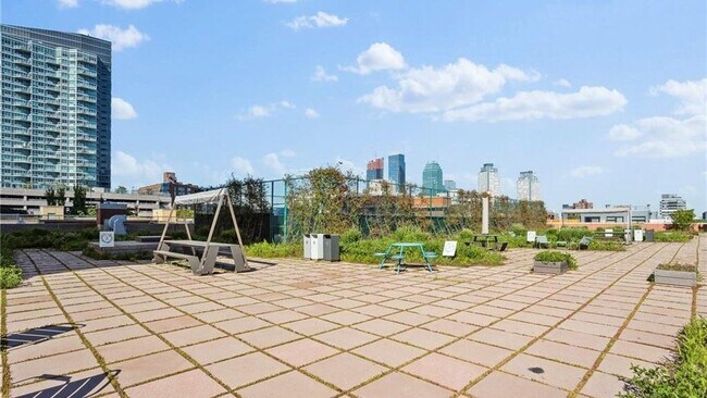 Building Photo - 474 48th Ave-