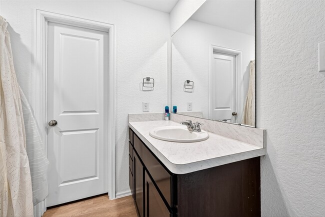 Building Photo - 7719 Cedar Birch Dr