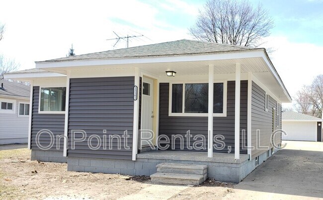 Primary Photo - 15161 Harrison St