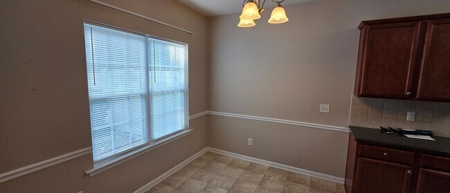 Building Photo - 335 Shallowford Reserve Dr