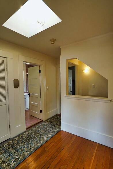 Building Photo - 2836 Derby St