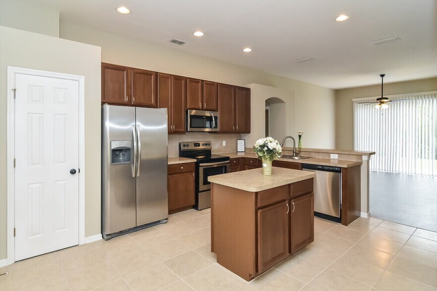 Building Photo - 4053 Longworth Loop