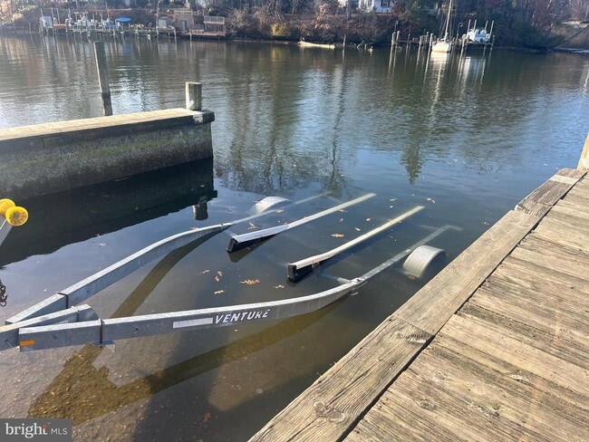 Building Photo - 1217 Hilltop Dr