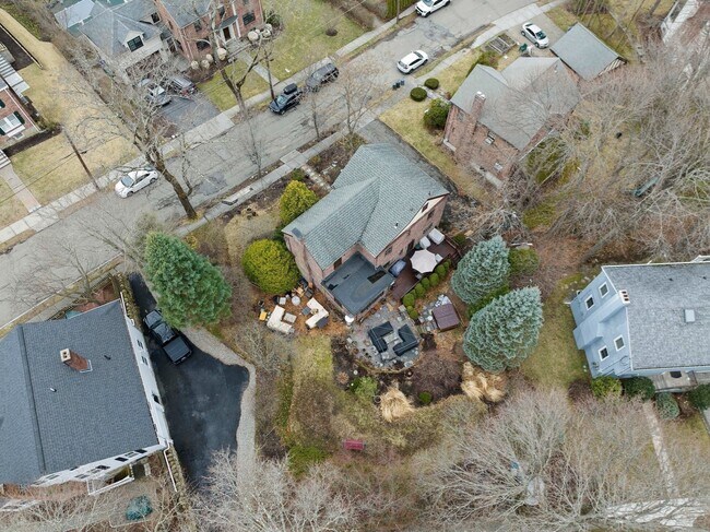 Building Photo - 56 W Boulevard Rd