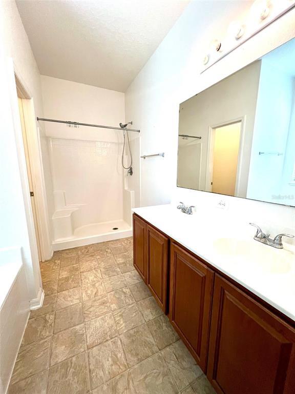 Building Photo - 5588 Sycamore Canyon Dr