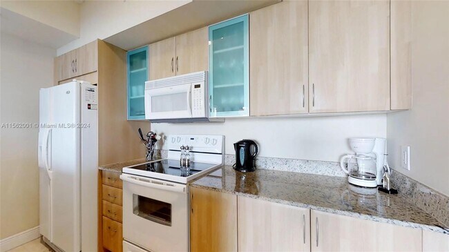 Building Photo - 17555 Atlantic Blvd