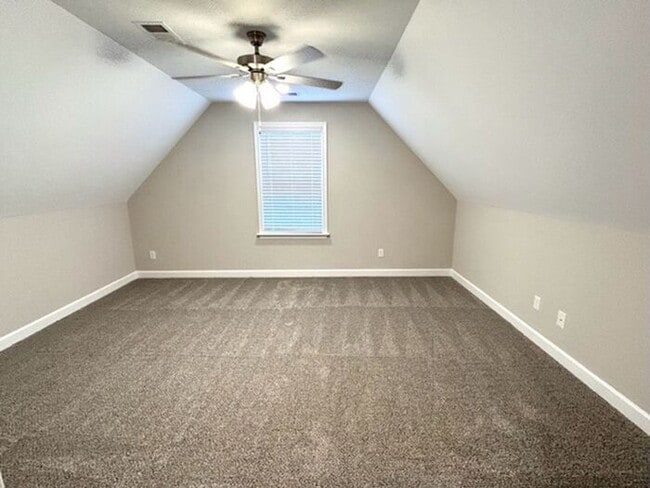 Building Photo - Now Leasing in Millington @ Winstone. 4-Be...