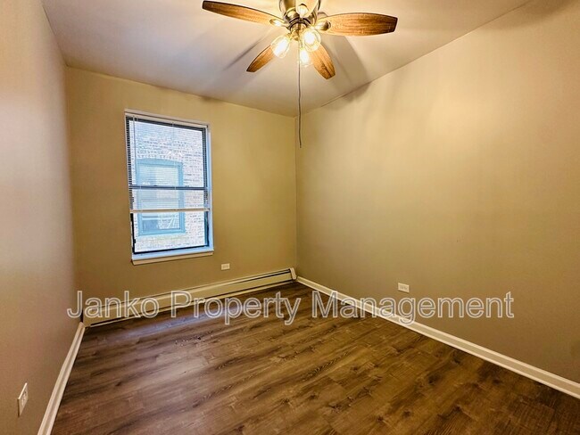 Building Photo - 62 N Parkside Ave