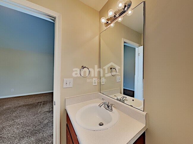 Building Photo - 1710 Tuftstown Ct