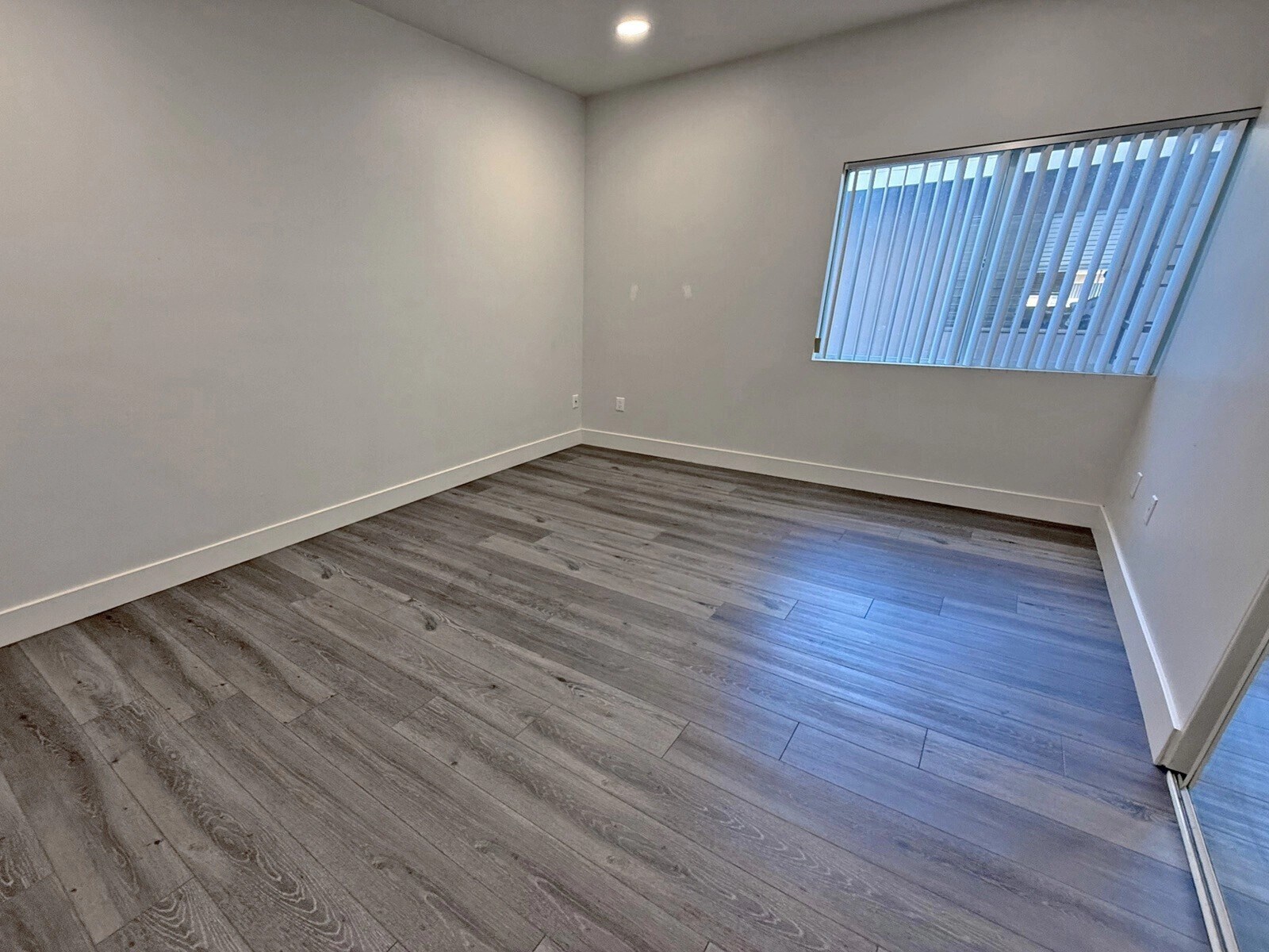 Building Photo - 4328 Mammoth Ave