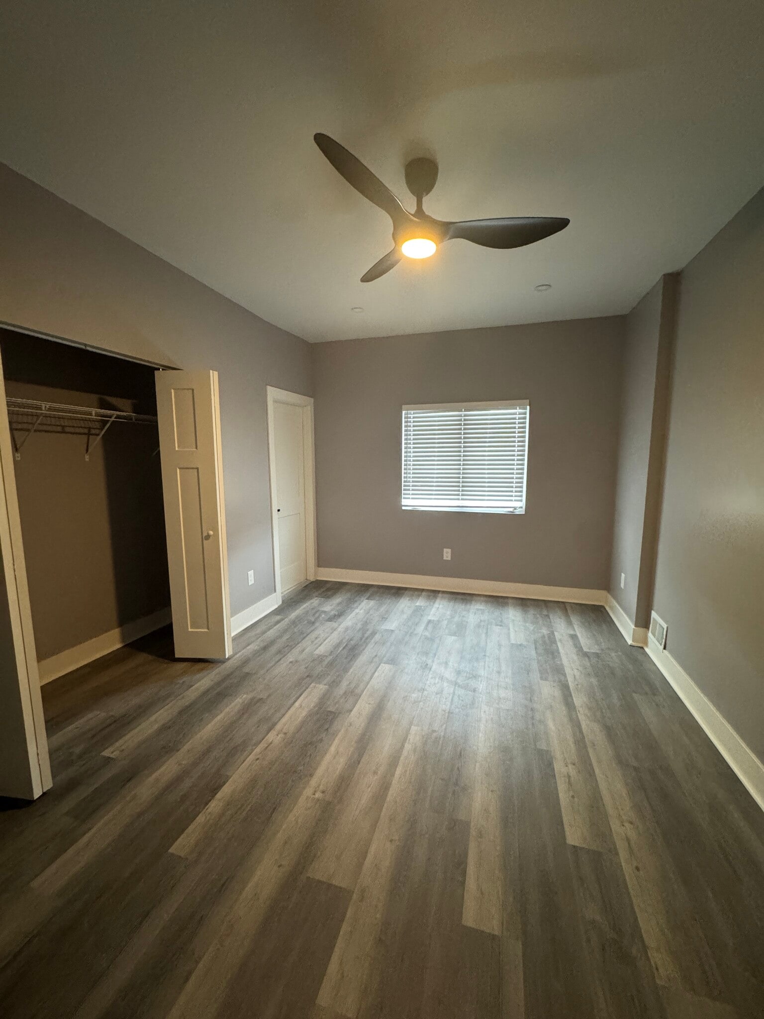 Building Photo - 3374 Webster Ave