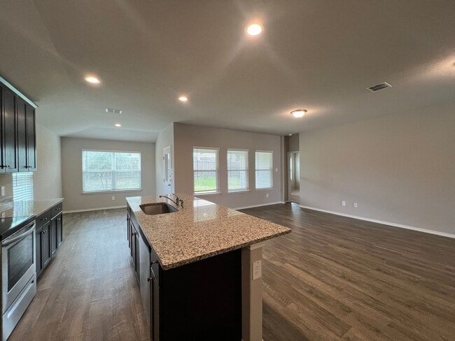 Building Photo - Beautiful 3x2 Rental Home in NBTX!