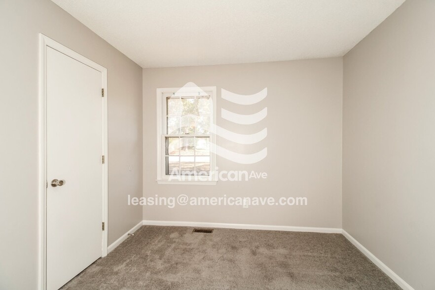 Building Photo - 101 Black Oak Rd