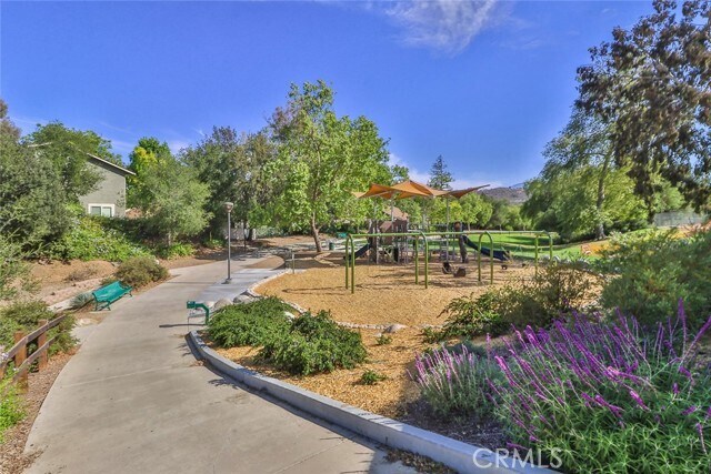 Building Photo - 2685 Velarde Dr