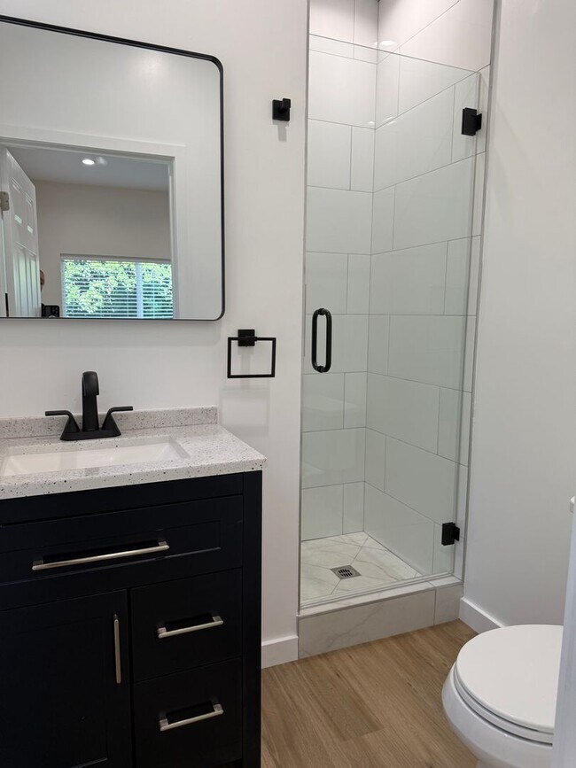 Building Photo - All solar new construction 3/3 house