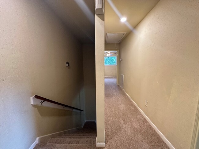 Building Photo - 1937 Arcadia Dr