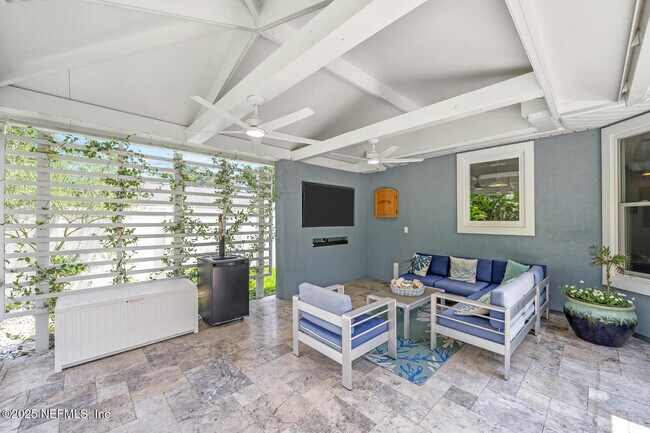 Building Photo - 2924 St Johns Blvd